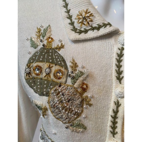 Embellished Holiday Sweater - Picture 4 of 11